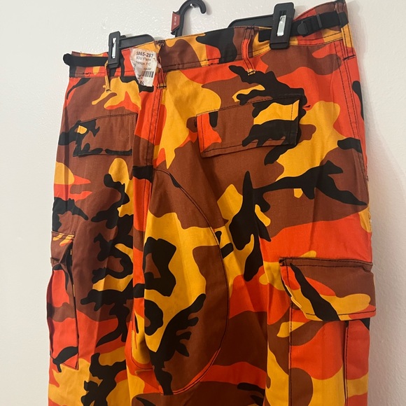 Vibrant Camouflage Military BDU Cargo Pants - Picture 7 of 7